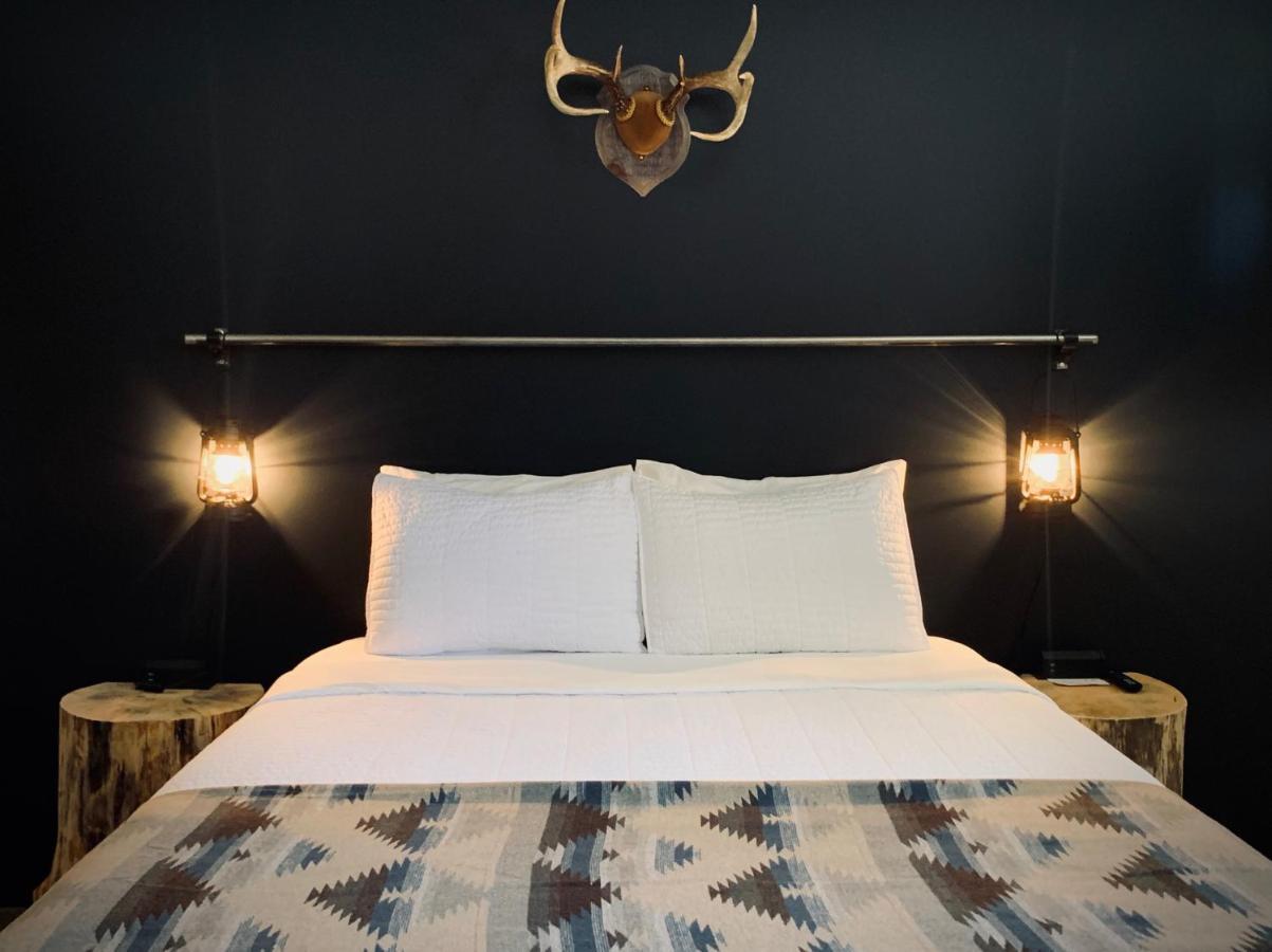 ساندبوينت Outdoors Inn المظهر الخارجي الصورة